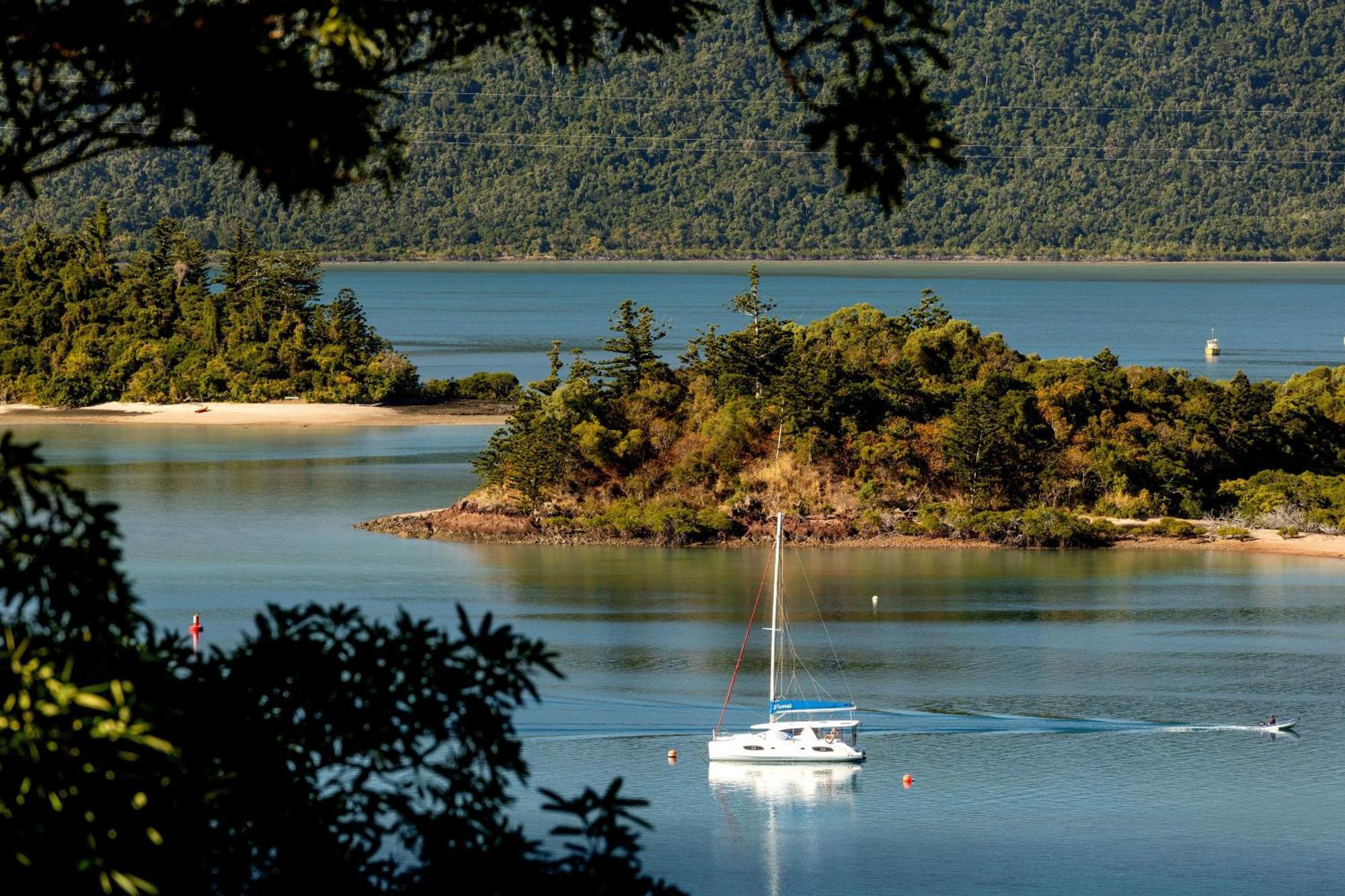 Big4 Whitsundays Tropical Eco Resort แอร์ลีบีช ภายนอก รูปภาพ