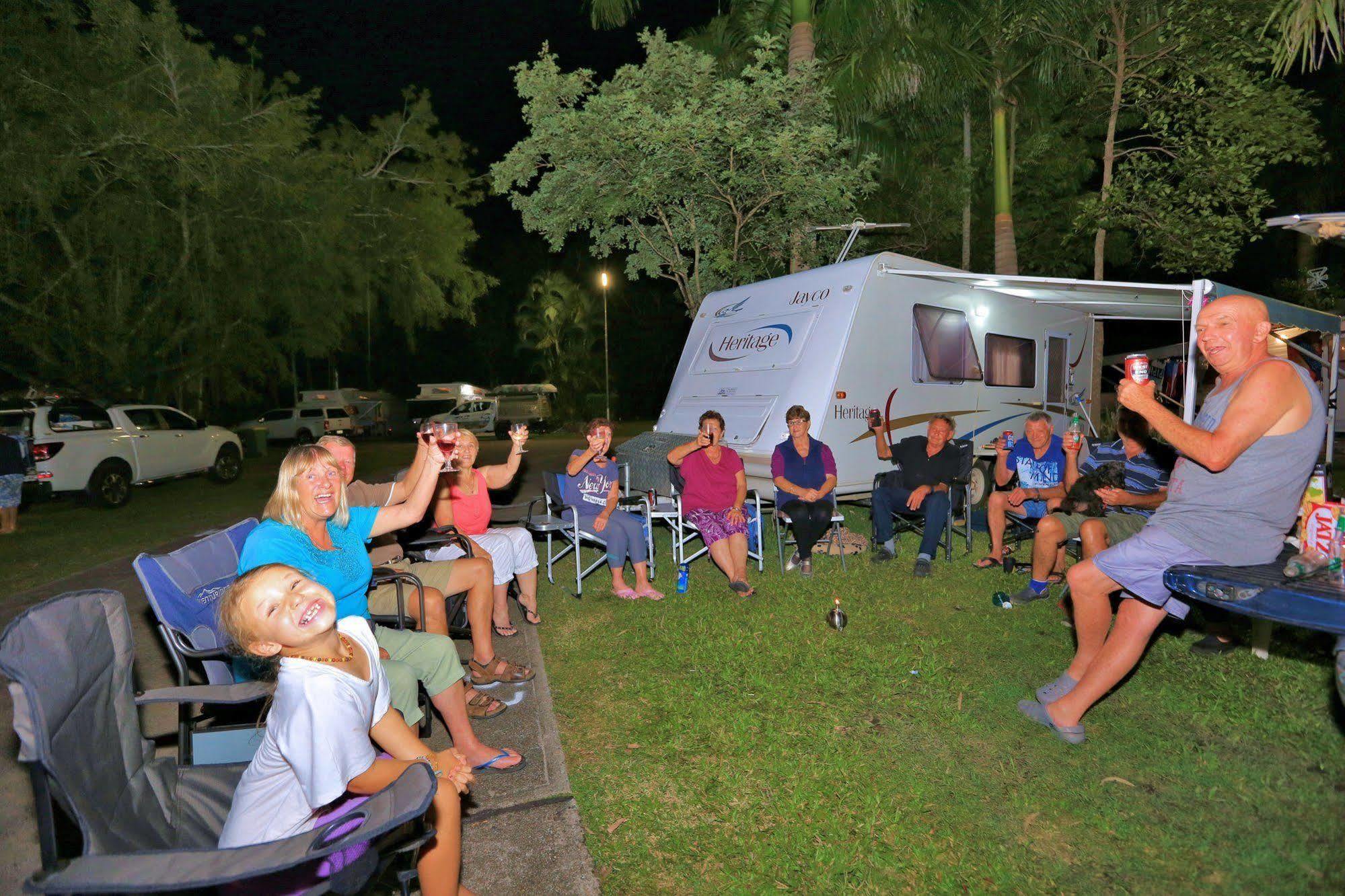 Big4 Whitsundays Tropical Eco Resort แอร์ลีบีช ภายนอก รูปภาพ